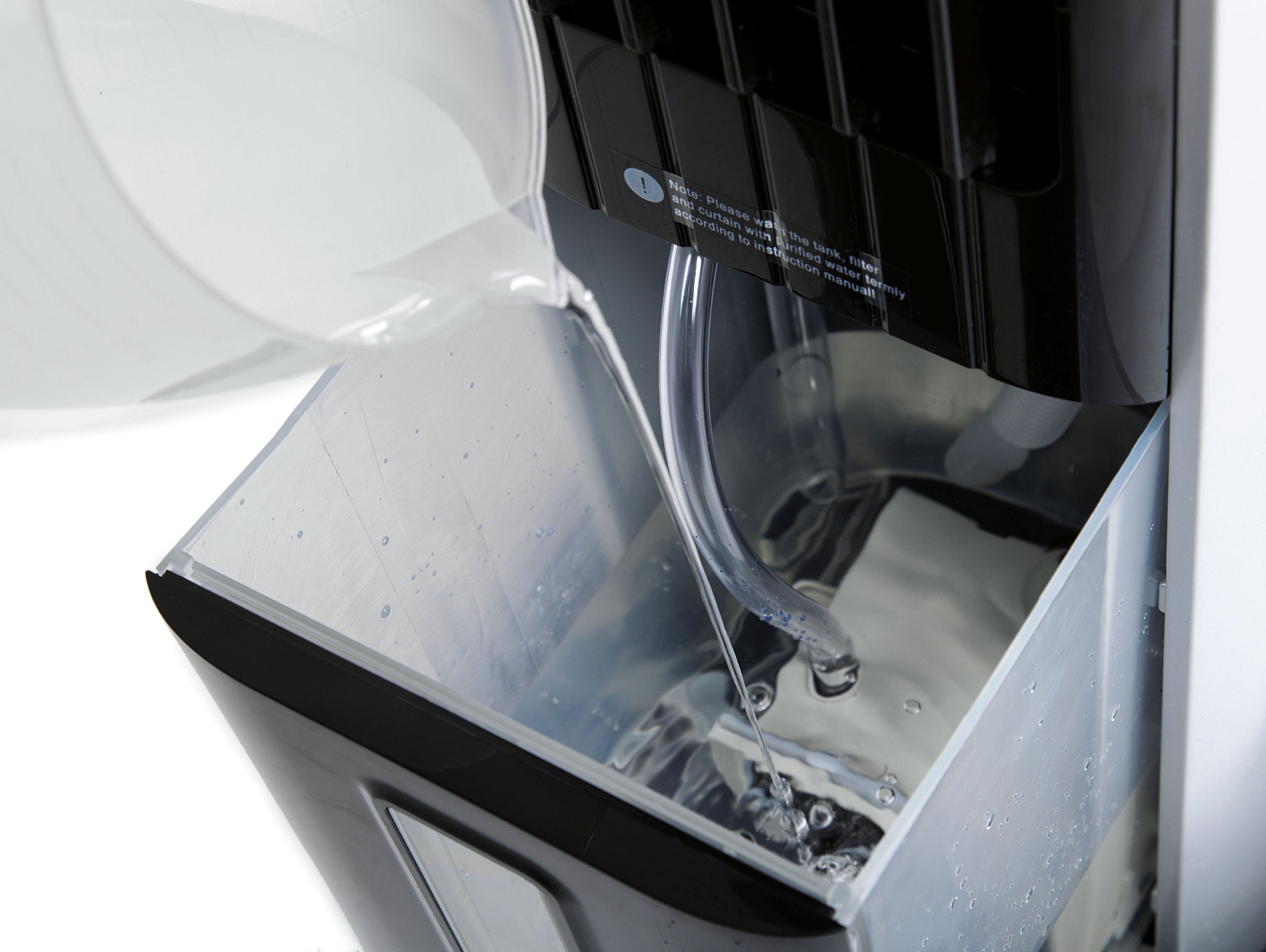 Rafraichisseur d'air par évaporation à débit élevé et chauffage
