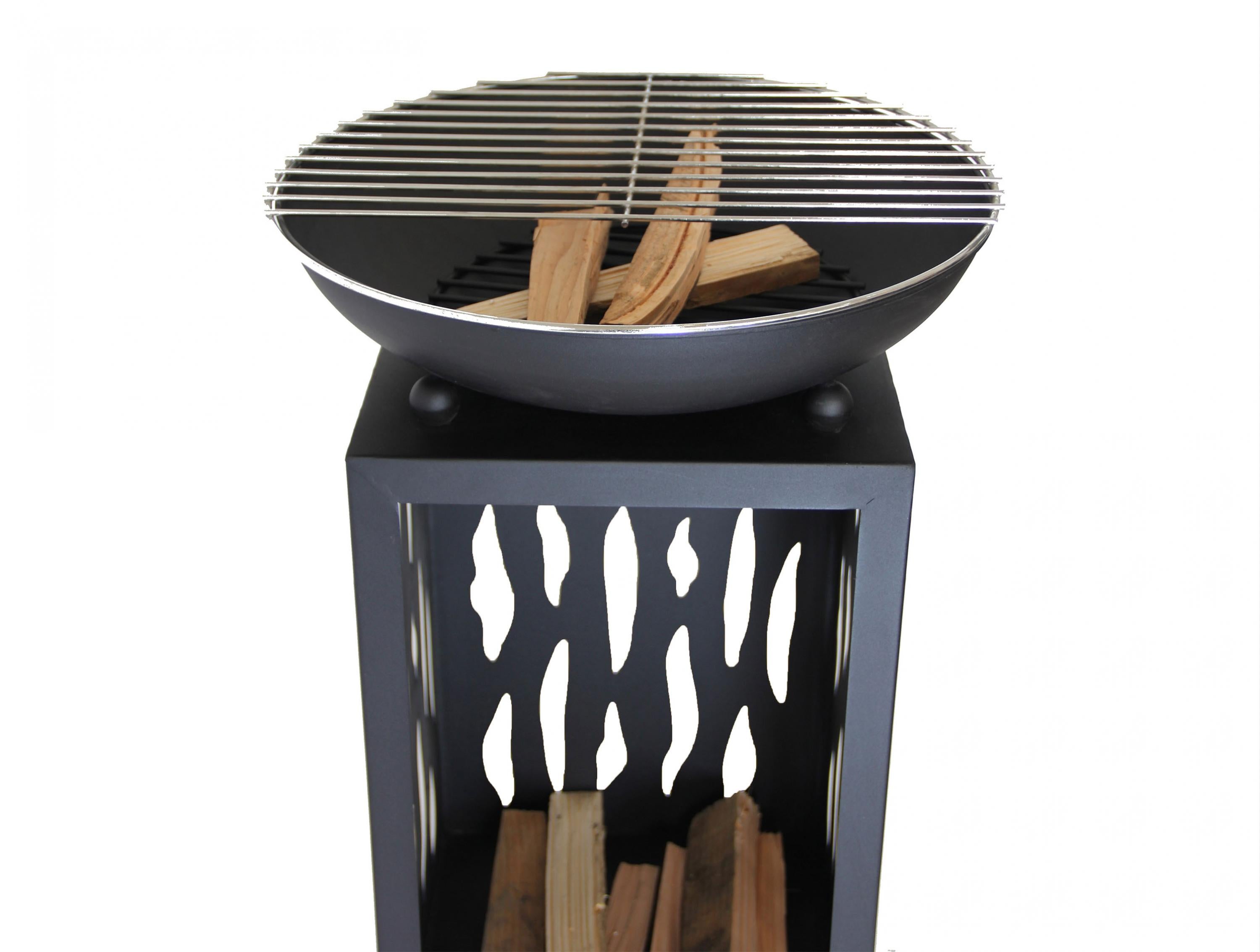 Barbecue design élégant avec grill chromé en acier noir