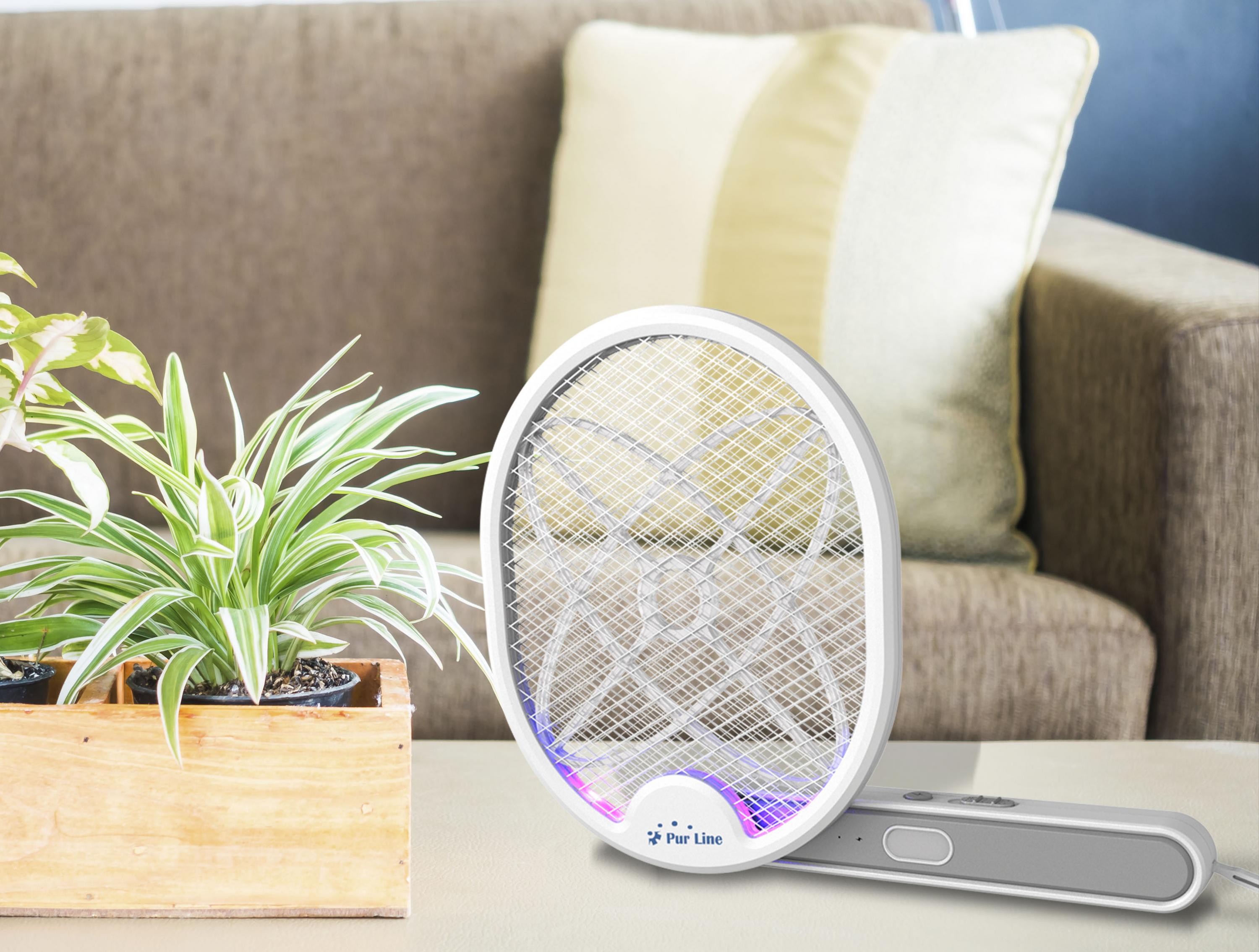 Raquette anti-insecte multi-positions avec USB