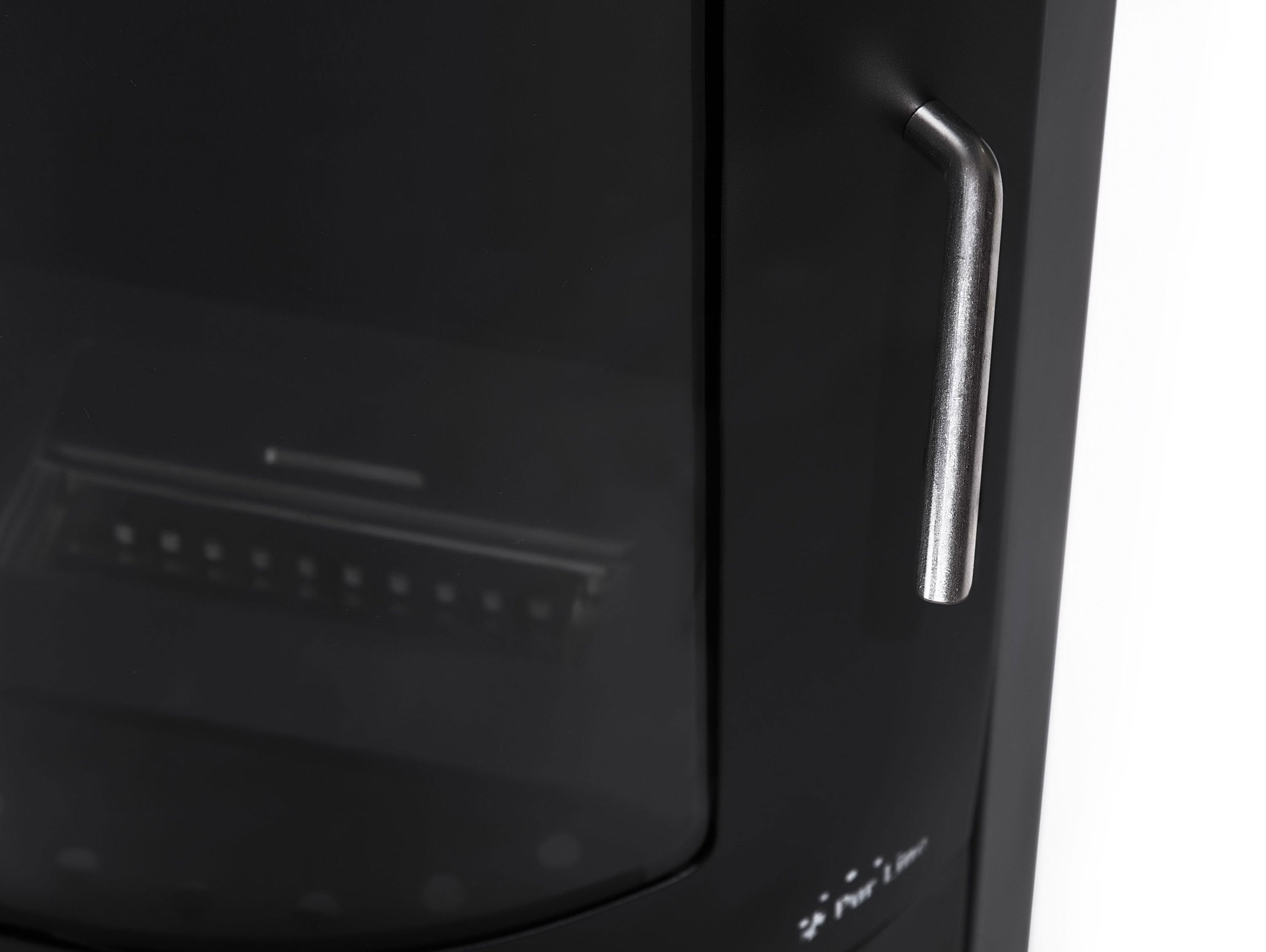 Poêle à éthanol 3kW en acier noir avec façade en verre trempé