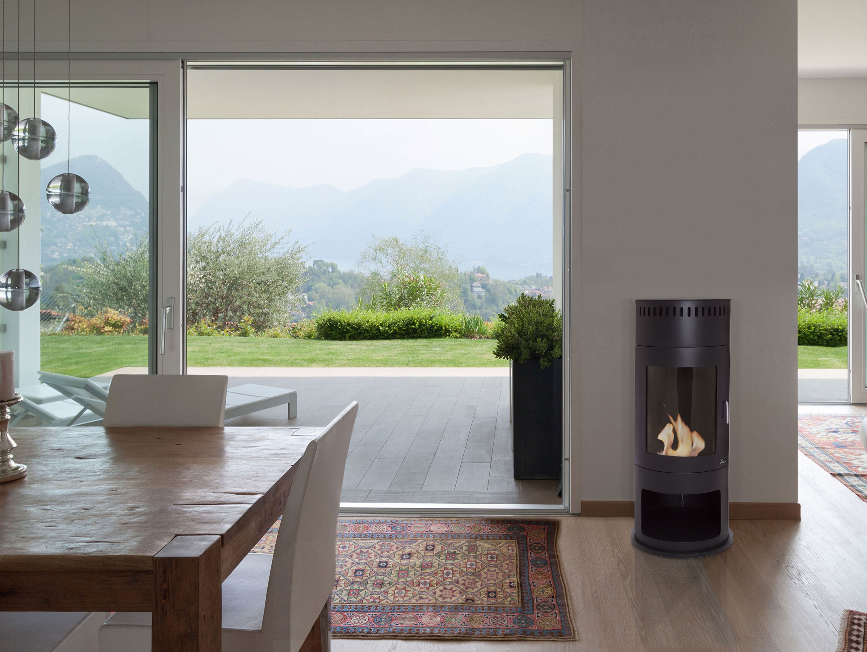 Poêle à éthanol 3kW en acier noir avec façade en verre trempé