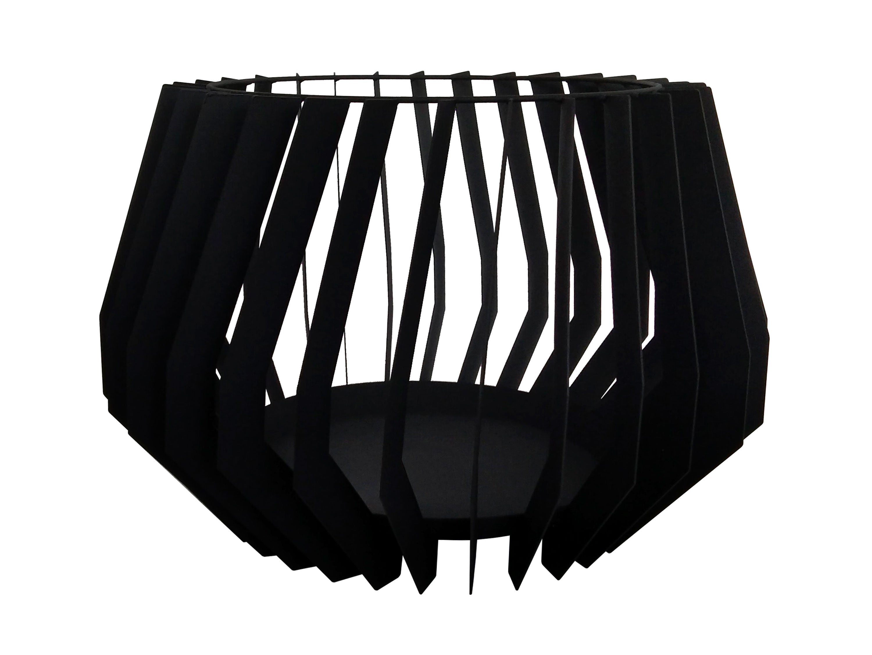 Brasero de jardin au design bohème en acier noir