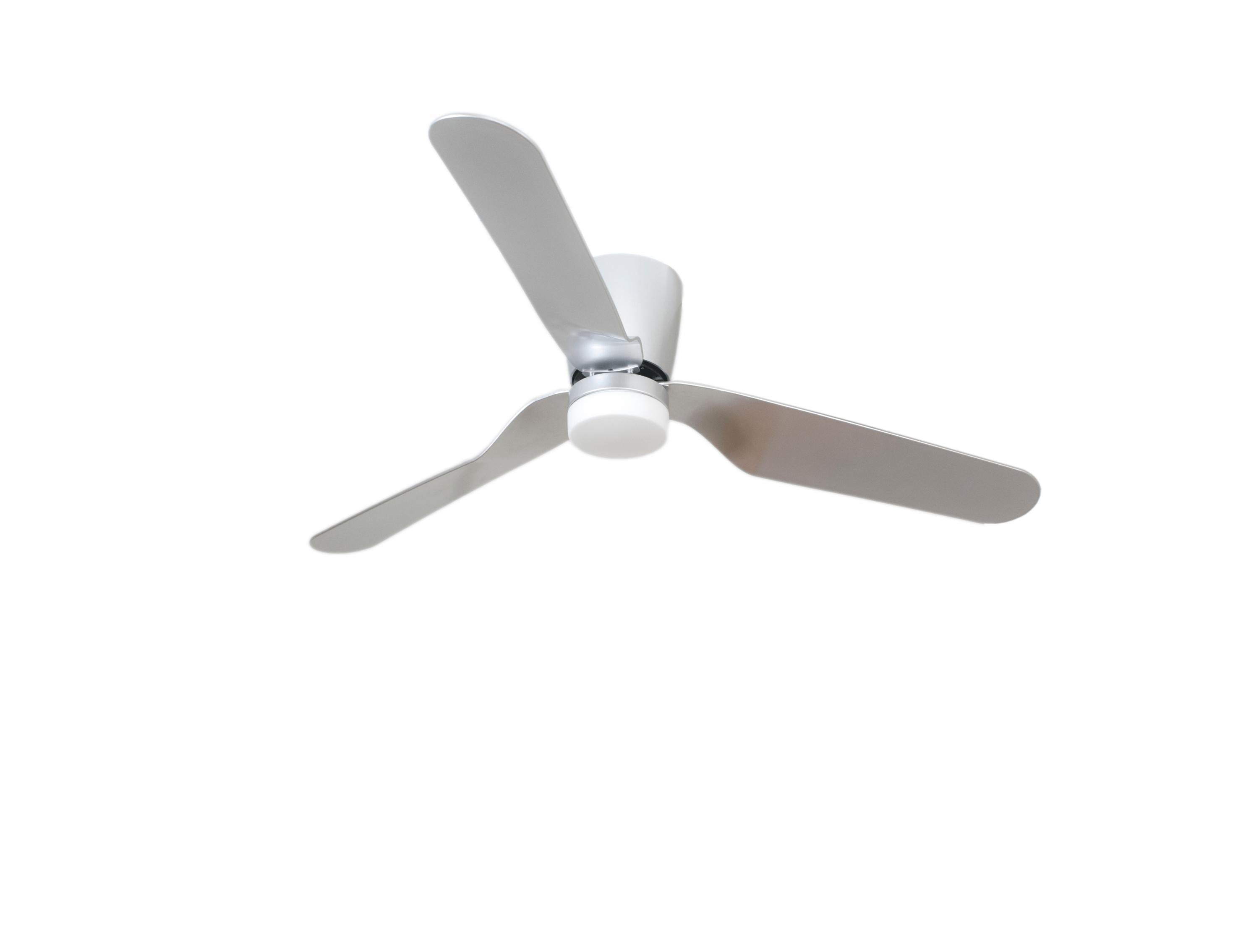 Ventilateur de plafond DC argent avec pales ABS 132cm et lumière pour 35m2