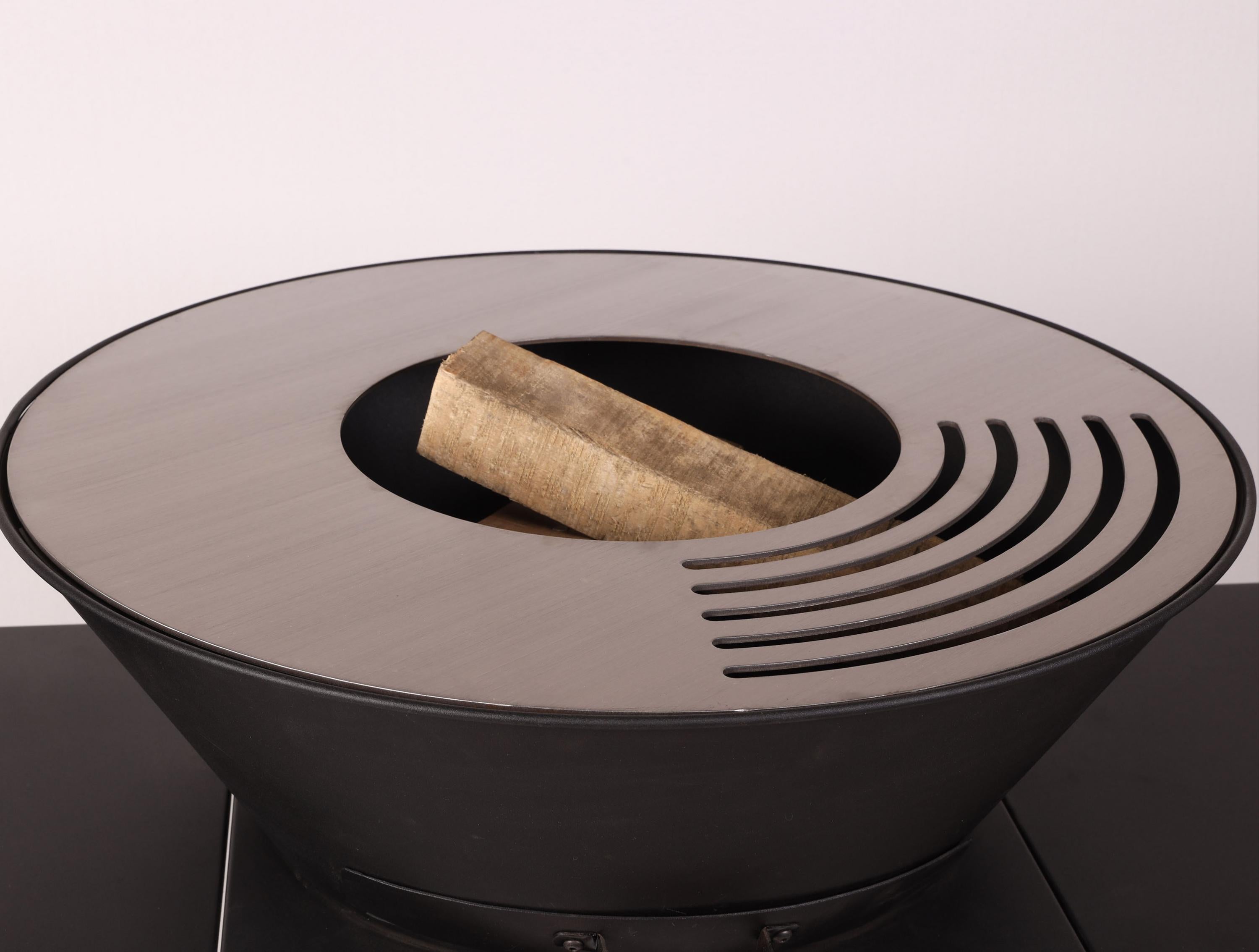 Surface de cuisson 60 cm Barbecue avec plaque ronde, grill et support en acier noir