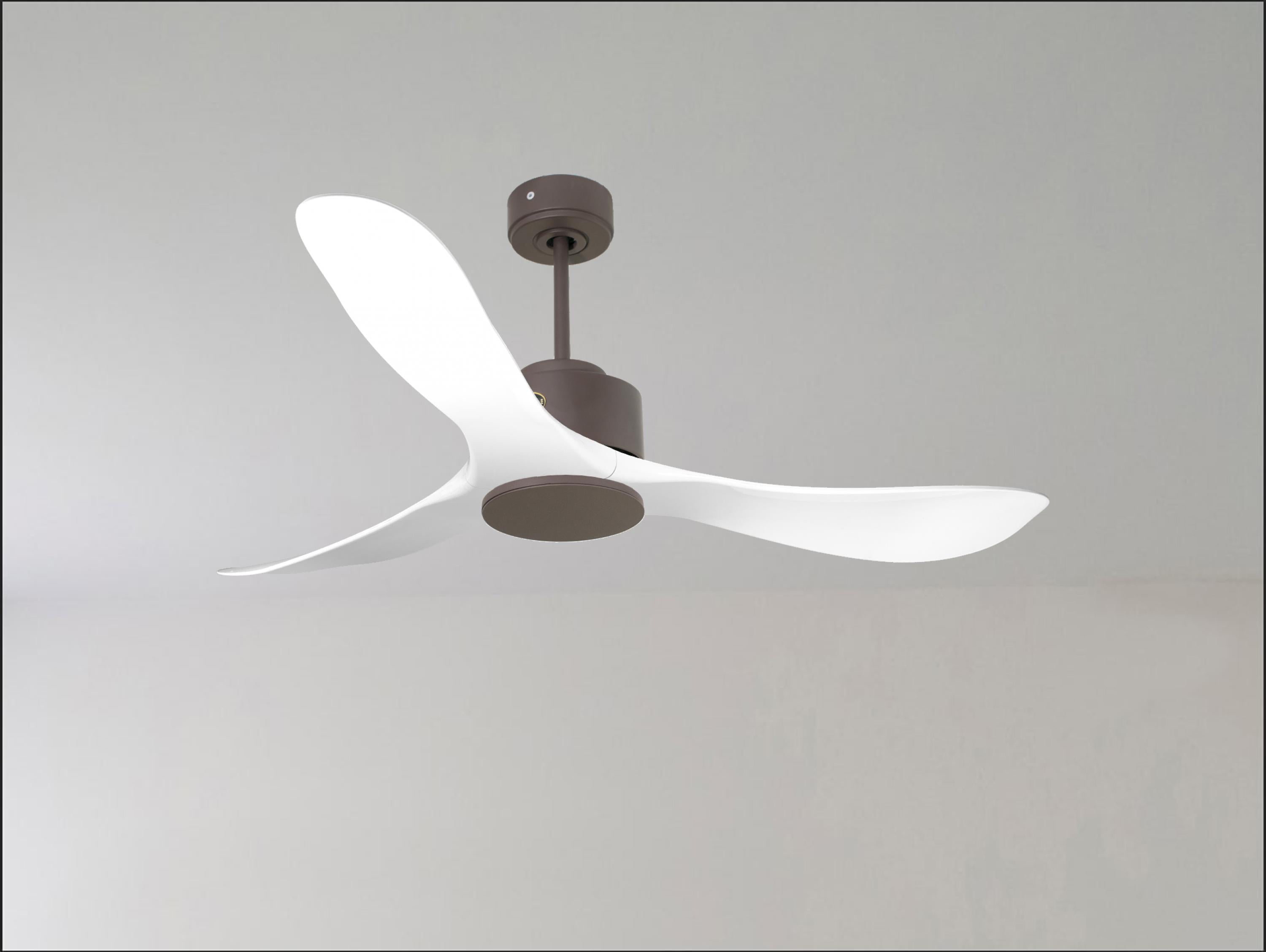 Tonga D132 C02 65314: Ventilateur de plafond ø132 cm avec Wifi Réversible Hypersilence